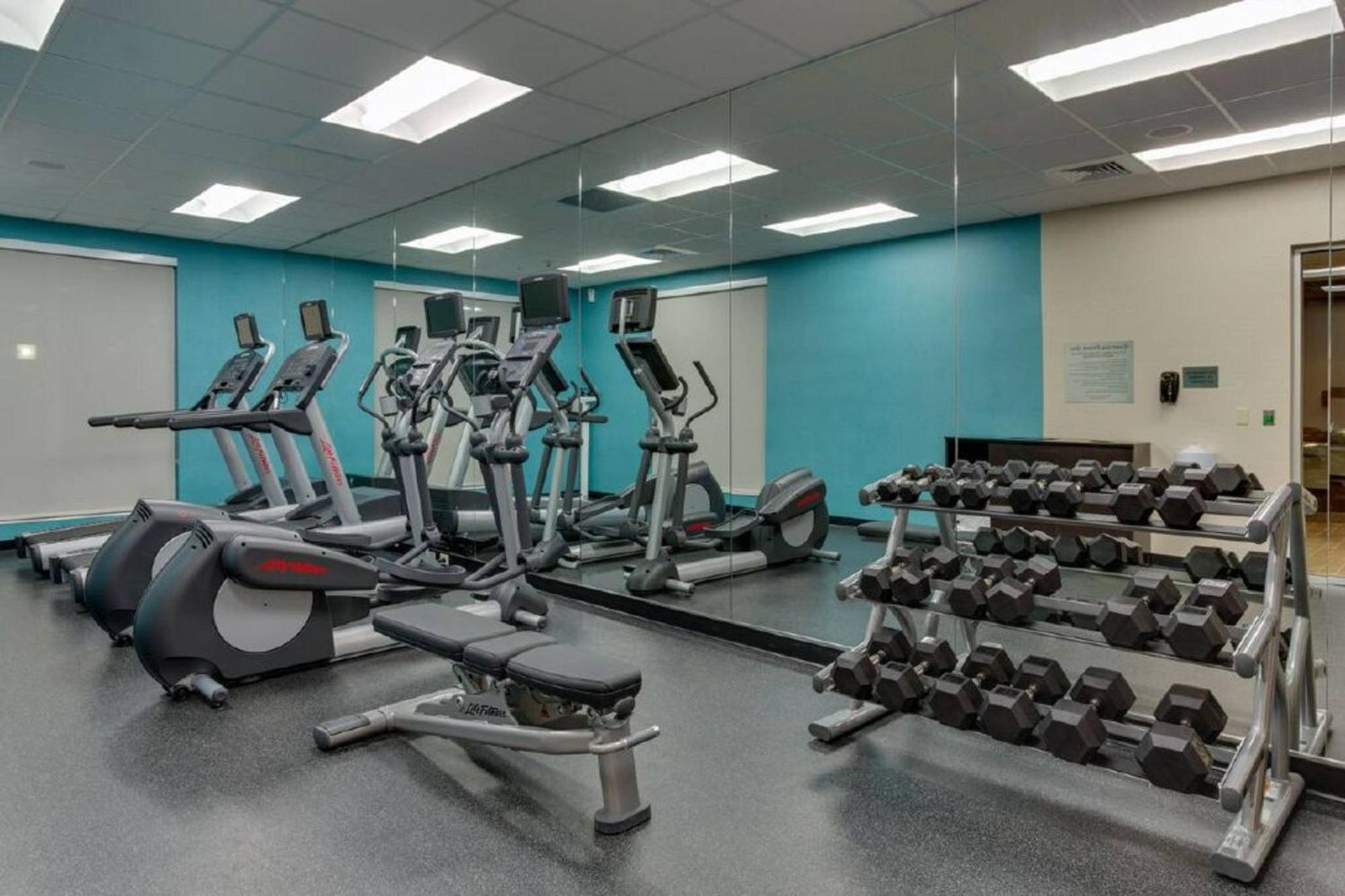 Fairfield Inn & Suites By Marriott Fort Lauderdale Pembroke Pines Exterior photo